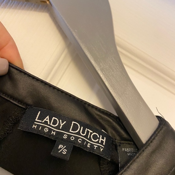 The perfect little black dress - Picture 5 of 7